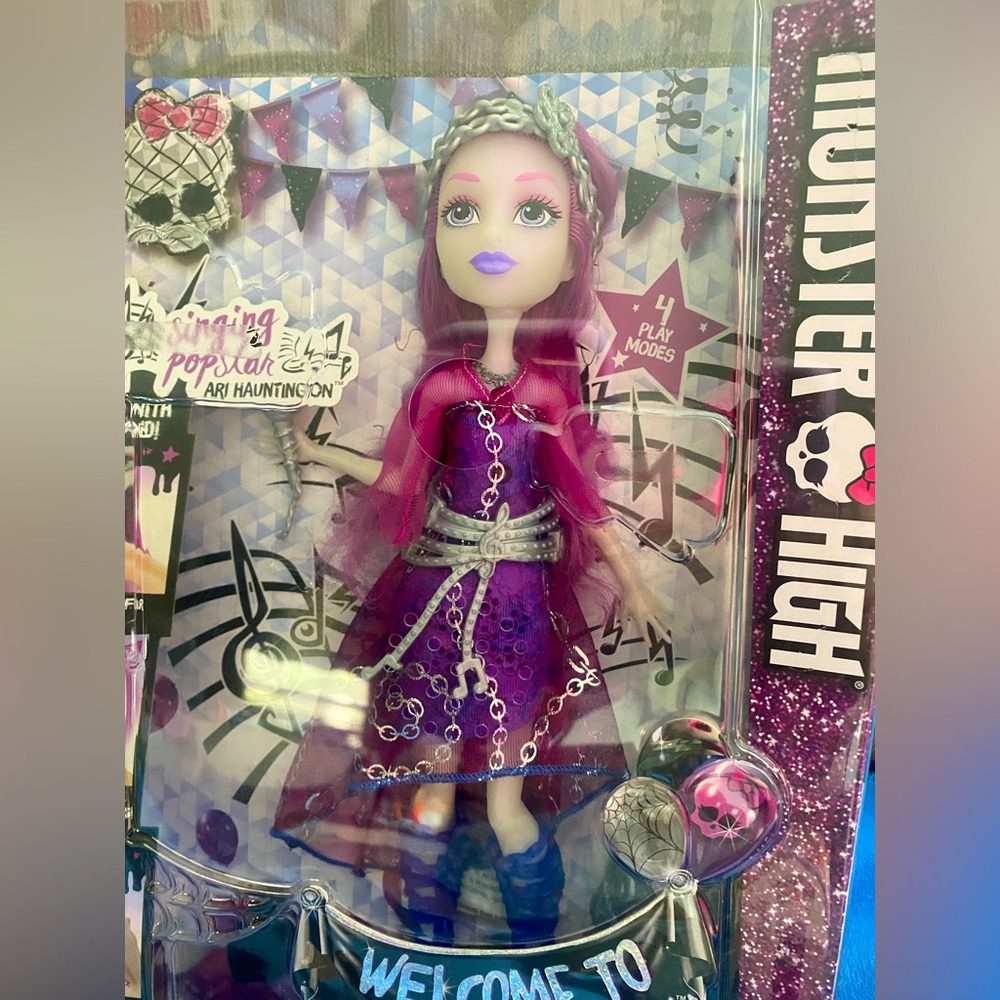 Monster High 2015 Audi Huntington Singing Popstar Doll NIB. SC